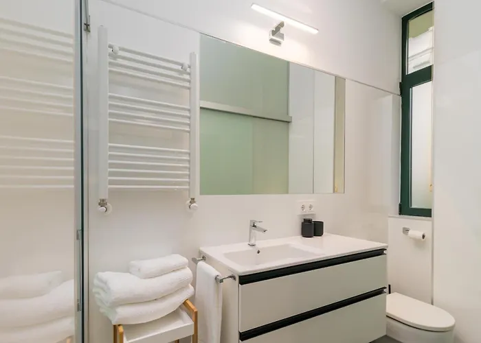 Vivienda En El Sardinero * Santander